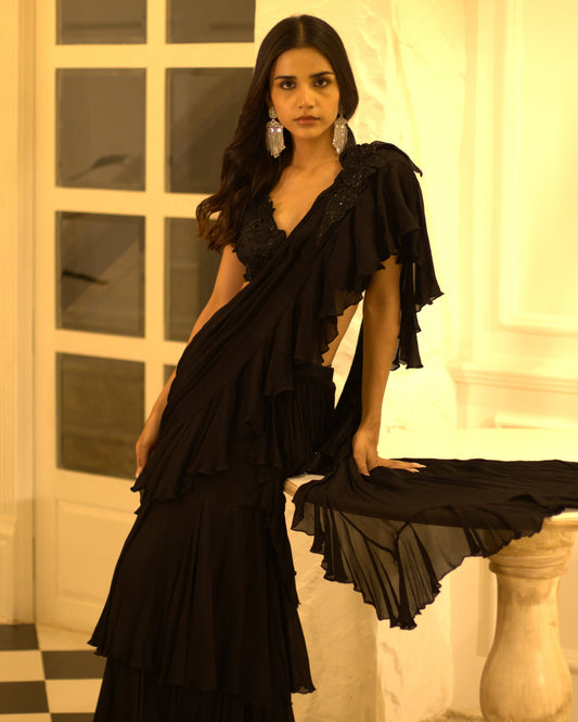BLACK SWAN